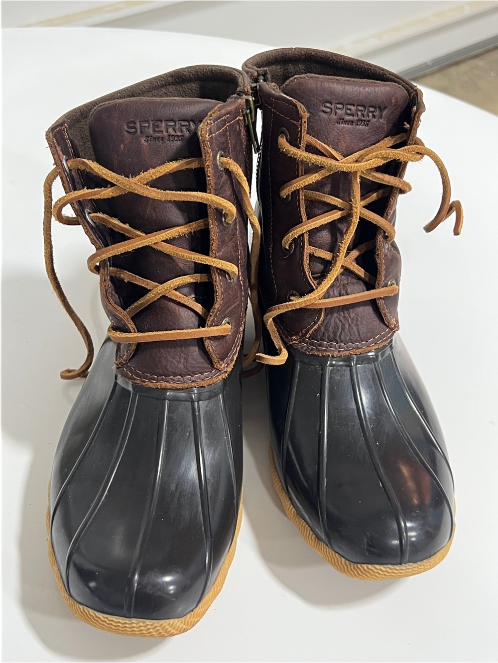 Sperry Womens Brown Leather Rubber Duck Boots with Tan Laces